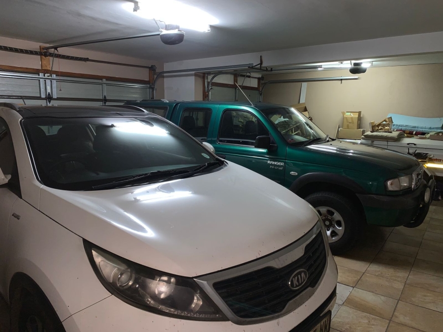 5 Bedroom Property for Sale in Cashan North West